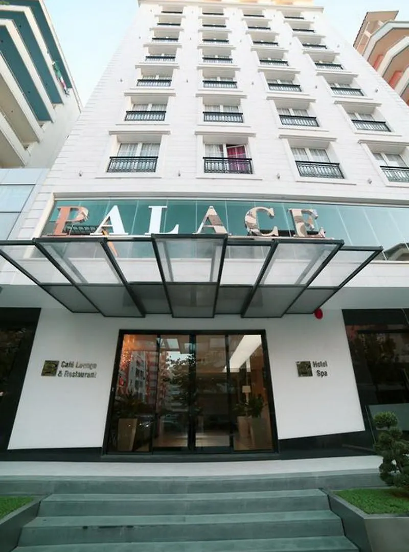 Hotel Palace Vlorë 4*,